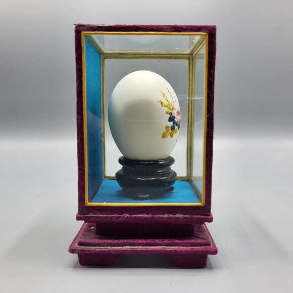 Vintage Chinese Hand Painted Decorative Egg In Display Case Floral Butterfly - Picture 3 of 12